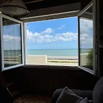 Maison Les Pieds Dans L'eau