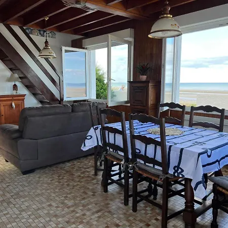 Maison Les Pieds Dans L'eau Quinéville