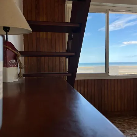 Maison Les Pieds Dans L'eau Ferienhaus