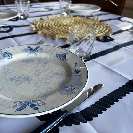 Ferienhaus Maison Les Pieds Dans L'eau